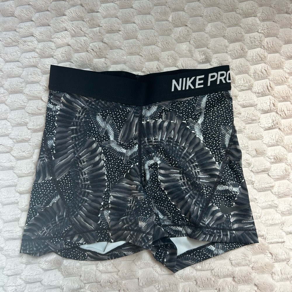 Nike Dri-FIT Black and Gray Apparel